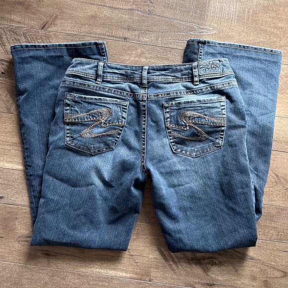 Y2K Silver Jeans Co Women Bootcut Medium Wash Denim Mid Rise Jeans Size 33 - Picture 3 of 8